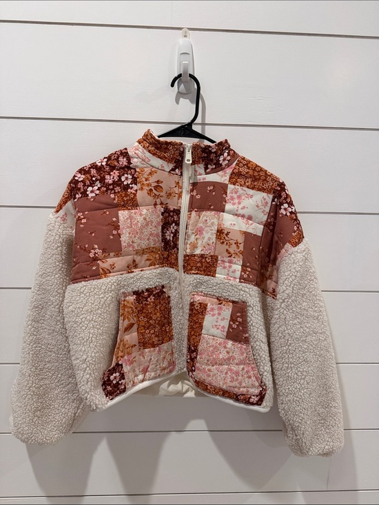 Altar'd State Jackets & Blazers - Altar'd State Cream Sherpa Puffer Jacket with Pink & Brown Patchwork